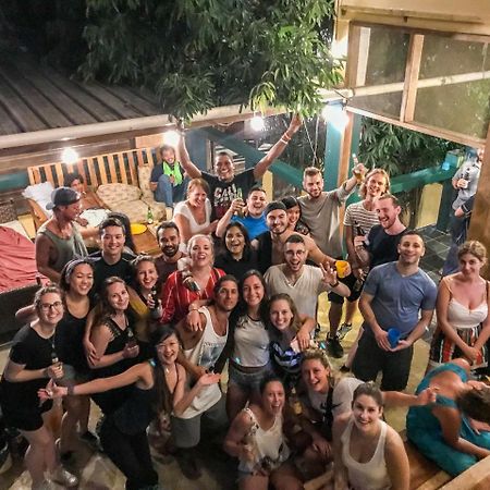 圣伊格纳西奥 Bella'S Backpackers Cayo旅舍 外观 照片